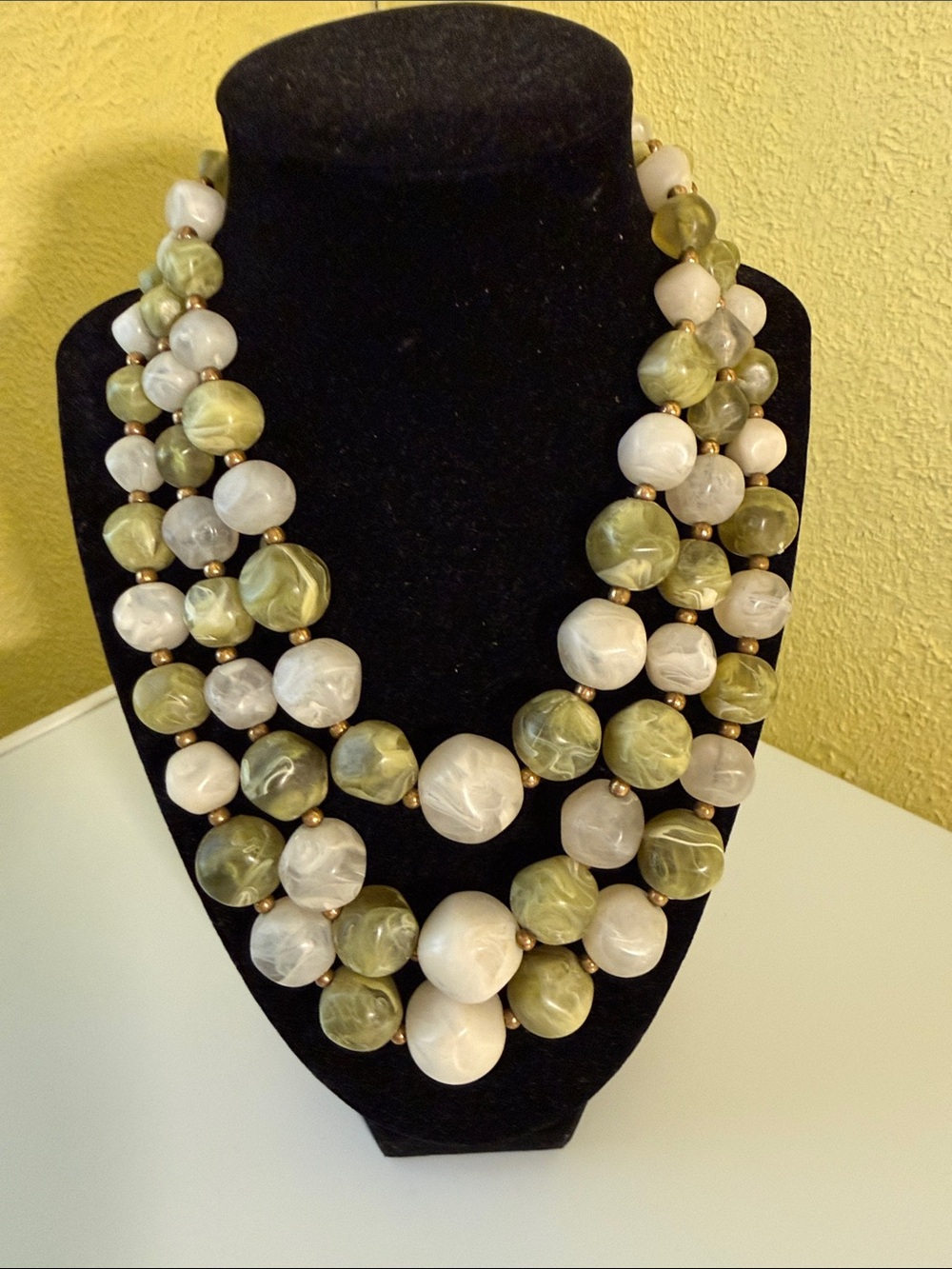 Multi-Strand Green and White Statement Necklace - Women Jewelry